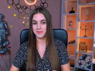 lina-fox12 live webcam show