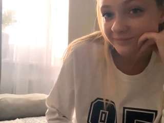 stellamoore webcam