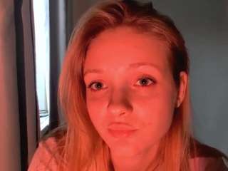 stellamoore webcam