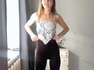 stellamoore stellamoore