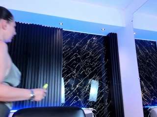 venus-cooper webcam model