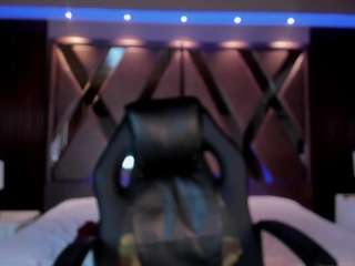  venus-cooper chat room