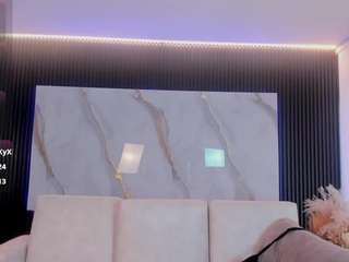 venus-cooper live webcam show