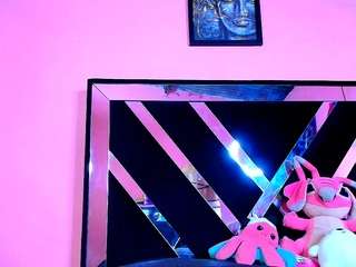 venusfirekiss live cam preview