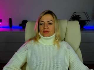 annasnow99 Live Webcam on CamSoda