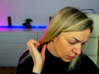 annasnow99 Live Webcam on CamSoda