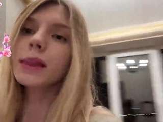 chloe-show