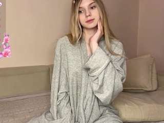 chloe-show