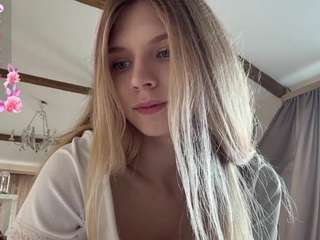 chloe-show