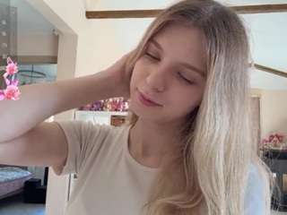 chloe-show