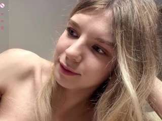 chloe-show