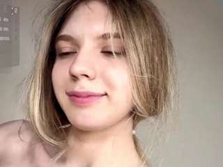 chloe-show