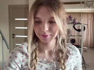 chloe-show