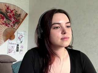 emy-bloom Sex Cam Show