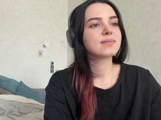 emy-bloom live webcam show