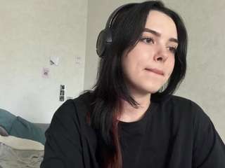 emy-bloom live webcam show