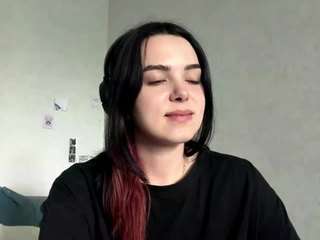 Emy-BLOOM