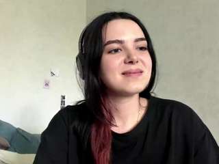 emy-bloom live profile