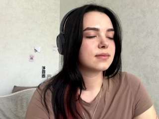 Emy-BLOOM live webcam show