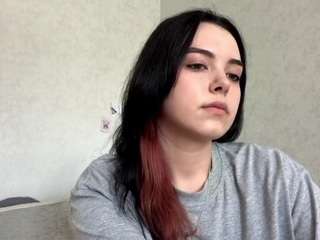 Emy-BLOOM live webcam show