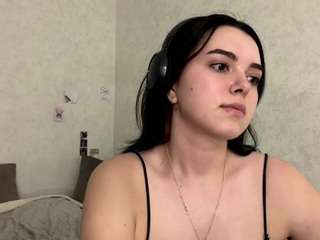Emy-BLOOM live webcam show