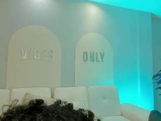 kyliejenkins Live Webcam on CamSoda