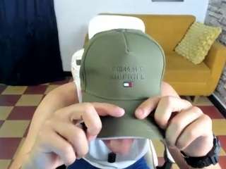 mike-guzman camsoda