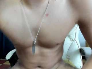 mike-guzman Live Webcam on CamSoda