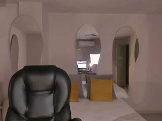 natalielewis's CamSoda show and profile