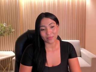 natalielewis live profile