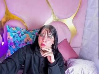 niinasissy's CamSoda show and profile