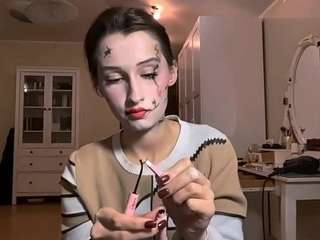 strong-magic Live Webcam on CamSoda