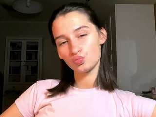 strong-magic Live Webcam on CamSoda