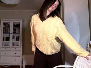 le modèle strong-magic est en webcam porno dans un show sur le site camsoda, il possède les tags suivants: athletic,blowjob,camel toe,cowgirl,cum in pussy,doggy style,erotic dance,flashing,green eyes,no drinking,smoking,big tits,brown hair,hd