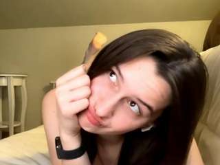 le modèle strong-magic est en webcam porno dans un show sur le site camsoda, il possède les tags suivants: athletic,blowjob,camel toe,cowgirl,cum in pussy,doggy style,erotic dance,flashing,green eyes,no drinking,smoking,big tits,brown hair,hd