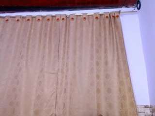 sweetass-18 Live Webcam on {site_name}