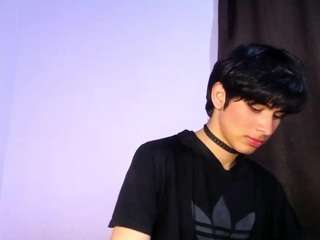 sweetass-18 Live Webcam on CamSoda