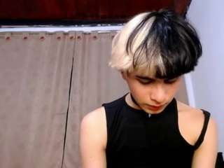sweetass-18 webcam