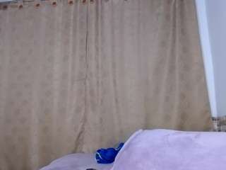 le modèle sweetass-18 est en webcam porno dans un show sur le site camsoda, il possède les tags suivants: anal toys,average,black hair,bondage,brown eyes,cumshot,dirty talk,ejaculation,fetish,flat chested,gape,no drinking,no smoking,orgasm,smoking,hd