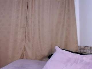 sweetass-18's CamSoda show and profile