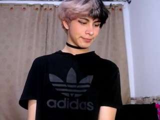 sweetass-18 webcam