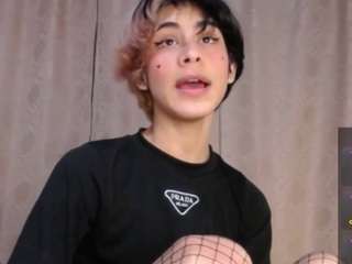 sweetass-18 webcam