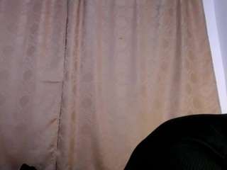 sweetass-18 Sex Cam Show