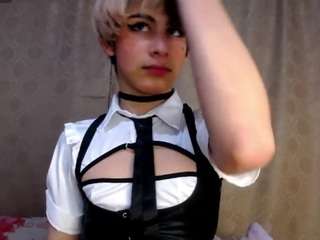 sweetass-18 Sex Cam Show