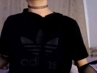 sweetass-18 Sex Cam Show