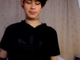 sweetass-18 Sex Cam Show