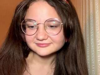 amadakuhnemund Live Webcam on CamSoda