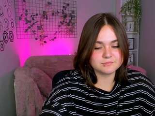 awesomemonica webcam