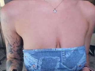 tildacourseault live webcam show