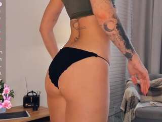 TildaCourseault live cam preview